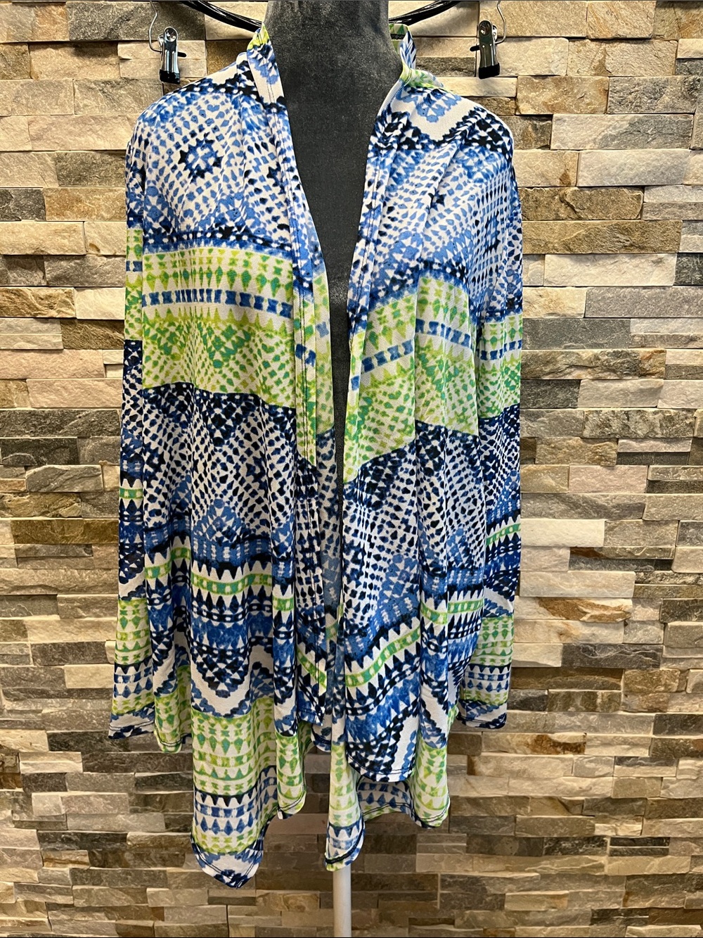 Easy Wear CHICOS Open-Front Patterned Women's Cardigan in Blue and Green